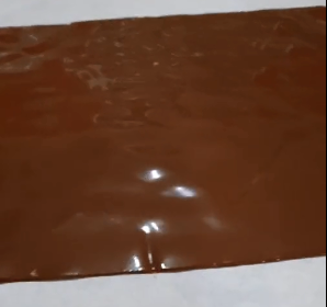 Chocolate aplicado na folha de transfer
